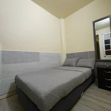 Hostel Quinta Camacho Богота Екстер'єр фото