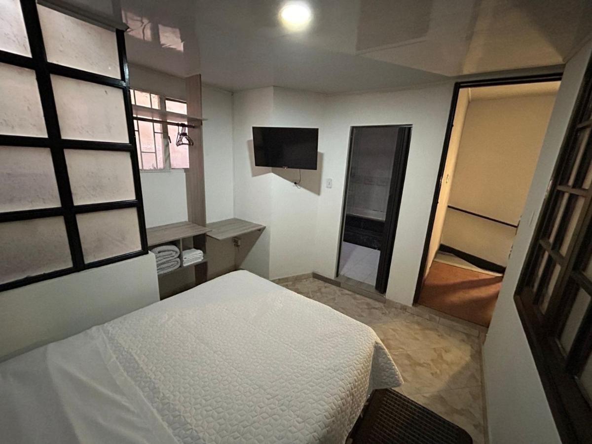 Hostel Quinta Camacho Богота Екстер'єр фото