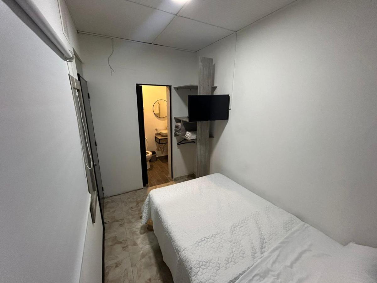 Hostel Quinta Camacho Богота Екстер'єр фото