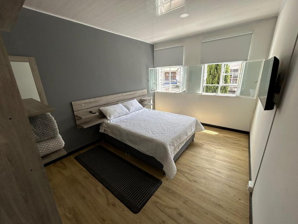 Hostel Quinta Camacho Богота Екстер'єр фото